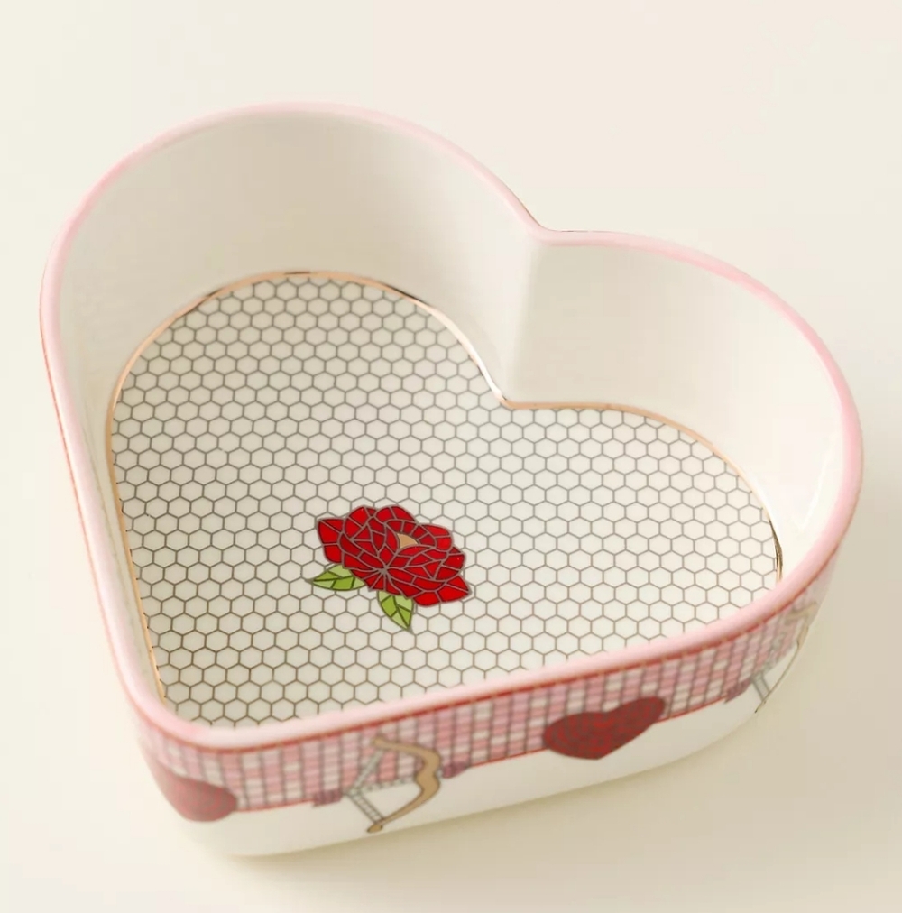 Anthropologie Bistro Tile Stoneware 24k Gold Accent Ramekin Valentine's Edition